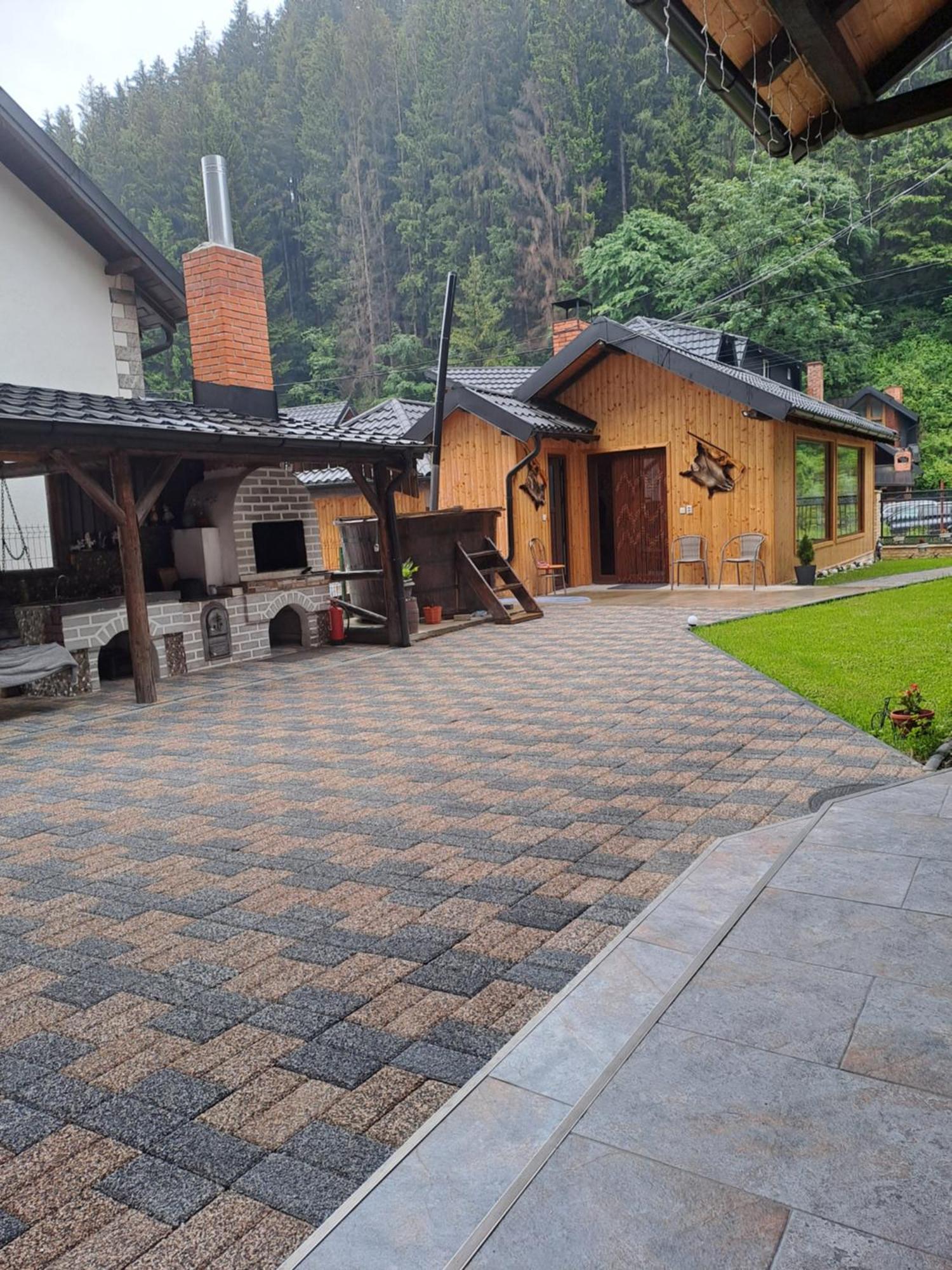 Villa Casa Raul Rucăr Exterior foto